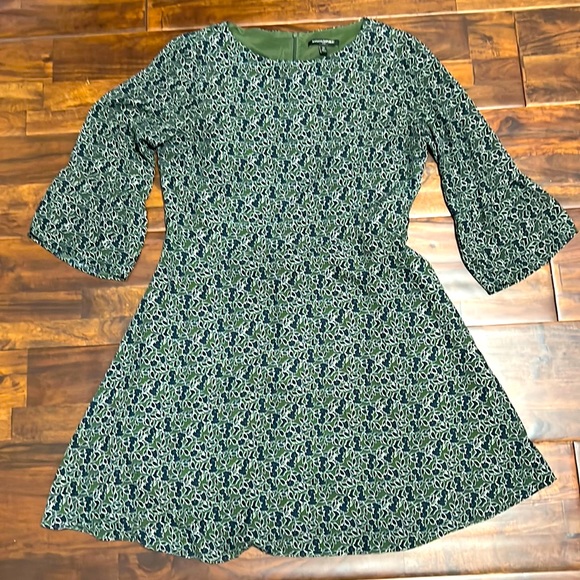 Banana Republic Dresses & Skirts - Women’s Sz 12 Banana Republic dress.